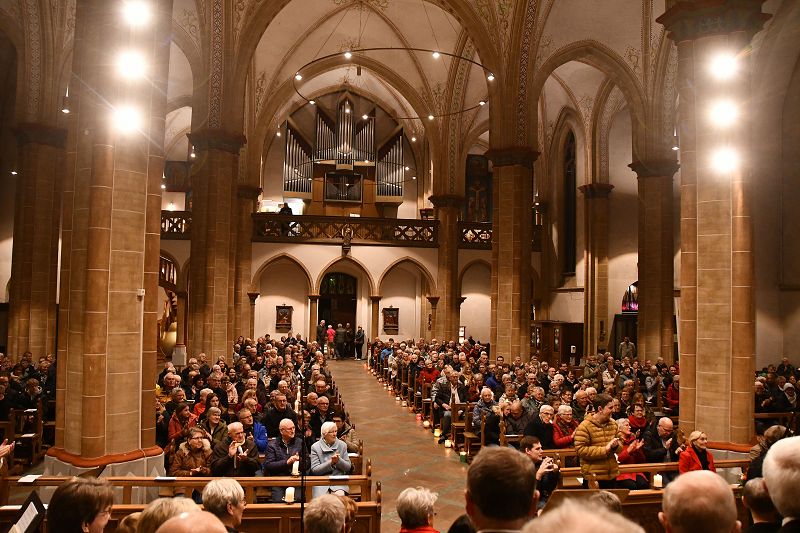 k©AlfredOldeweme-2023-Weihnachtskonzert-103